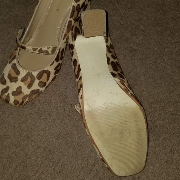 B. Makowsky Mary Jane Heel - Picture 4 of 4